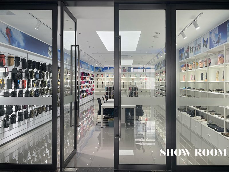 FACTORY SHOW ROOM