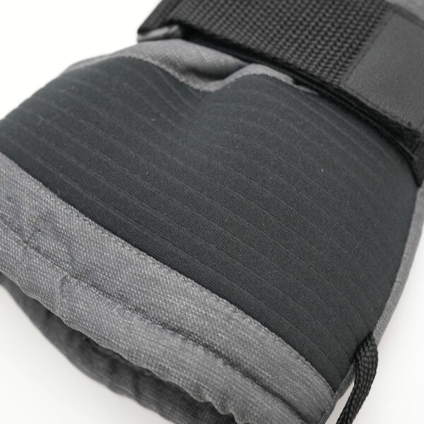 Ski Gloves with Goggle Wiper - Image 4